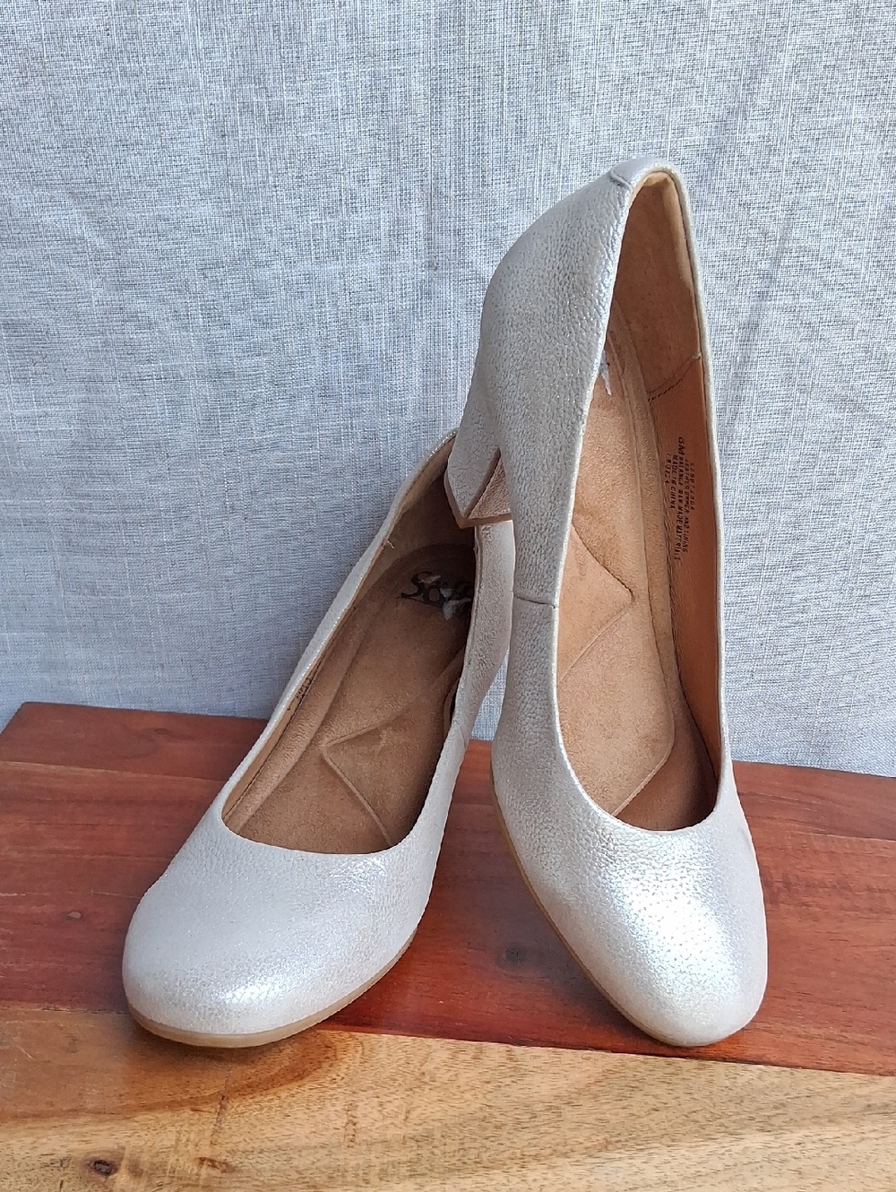 Sofft Pearl Metallic Beige Heels Pumps 6